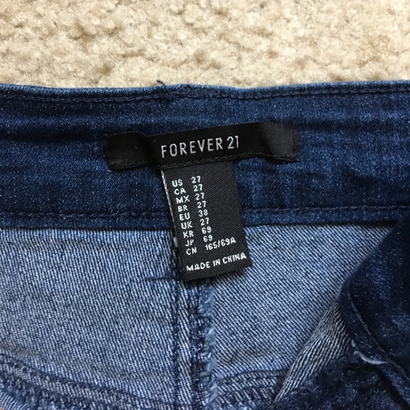 Forever 21 Denim Shorts - Picture 4 of 4